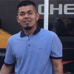 Meet your Posher, Adriano